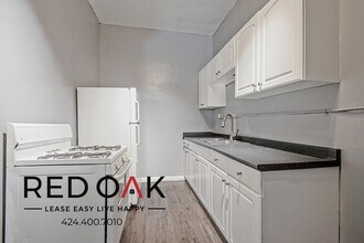 854 S Oxford Ave in Los Angeles, CA - Foto de edificio - Building Photo