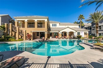 8777 W Maule Ave in Las Vegas, NV - Building Photo - Building Photo