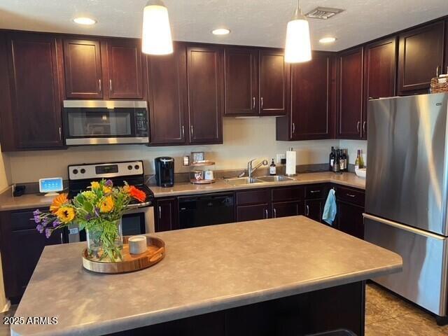 8716 E Holly St in Scottsdale, AZ - Building Photo