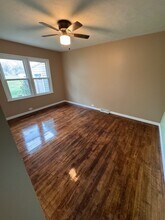 210 E Charles St in Marion, IL - Building Photo - Building Photo