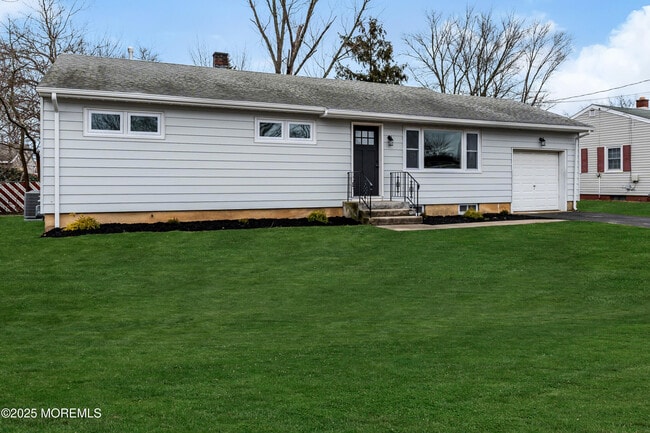 1230 Dove St in Toms River, NJ - Building Photo - Building Photo