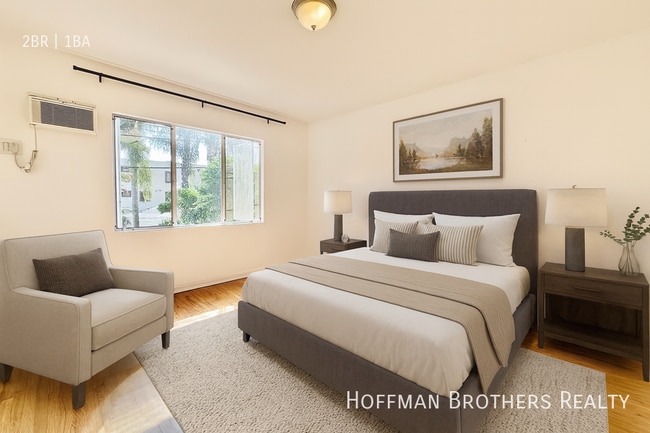 11153 1/2 La Maida St in Los Angeles, CA - Foto de edificio - Building Photo