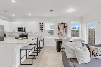 16264 SW 292nd St in Homestead, FL - Building Photo - Building Photo