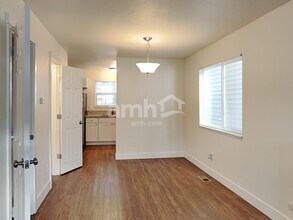 16961 SW Cashew Way in Beaverton, OR - Building Photo - Building Photo