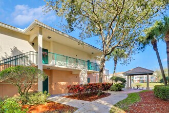 9212 Myrtlewood Cir W in Palm Beach Gardens, FL - Building Photo - Building Photo