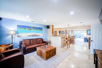 5512 SE Nassau Terrace in Stuart, FL - Building Photo - Building Photo