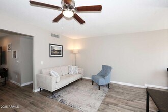 2634 S Cottonwood Dr in Tempe, AZ - Building Photo - Building Photo