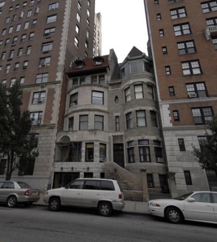 Landmark in New York, NY - Building Photo