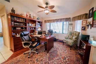 145 Bunker Rd in Rotonda West, FL - Foto de edificio - Building Photo