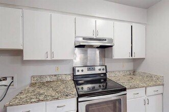 7948 Habersham Ln in Dallas, TX - Building Photo - Building Photo