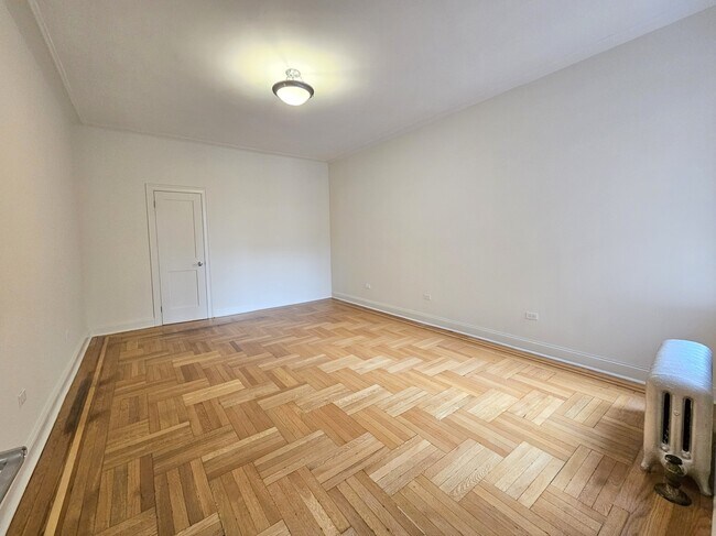 652 W 163rd St, Unit 51 in New York, NY - Building Photo - Building Photo