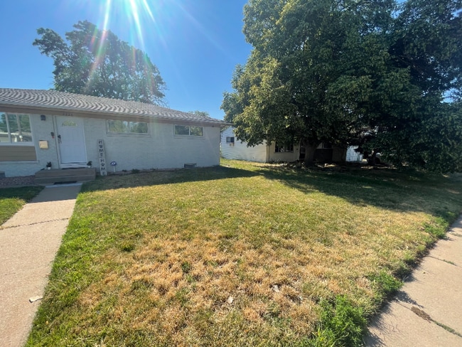 2528 14th Ave Ct in Greeley, CO - Foto de edificio - Building Photo