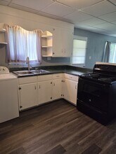 8412 Shilling St in Stokesdale, NC - Building Photo - Building Photo