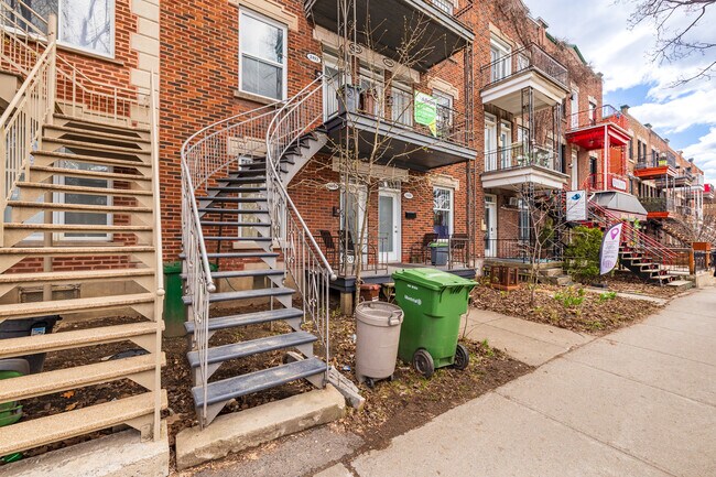 2488-2490 Beaubien St E in Montréal, QC - Building Photo - Building Photo