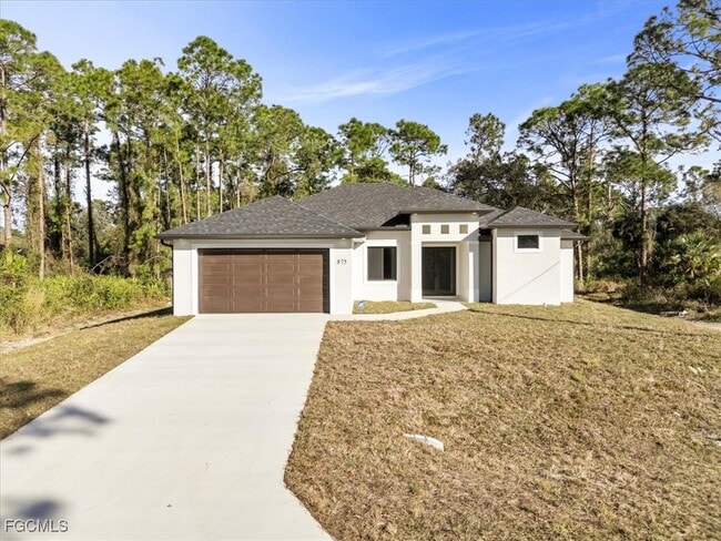 875 Kidvale St in Lehigh Acres, FL - Foto de edificio - Building Photo
