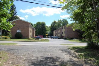 Oak Ridge Manor Apartments in Holley, NY - Building Photo - Building Photo