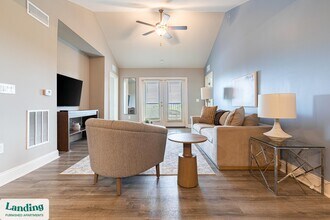 305 Laredo Dr in Cocoa, FL - Building Photo - Building Photo