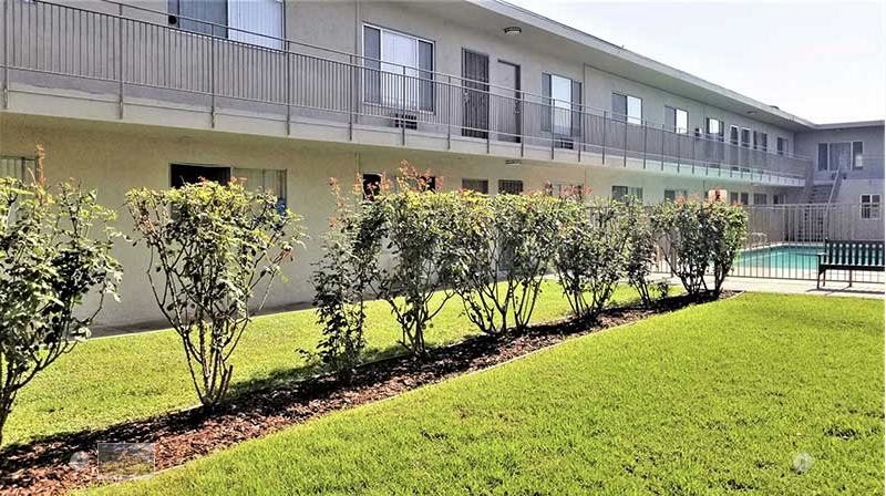 Burke Apartments in Pico Rivera, CA - Building Photo