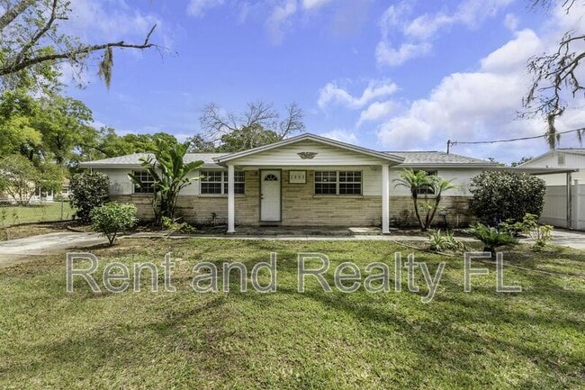property at 1805 N Taylor Rd