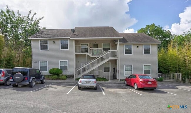 427 Lindsey St in San Marcos, TX - Foto de edificio - Building Photo