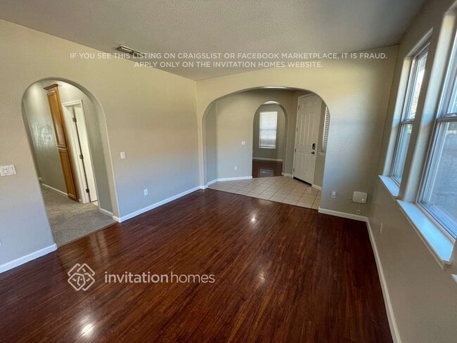 1762 Dalia Pl in Manteca, CA - Foto de edificio - Building Photo