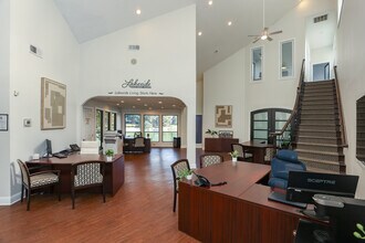 Lakeside Apartments in Dallas, TX - Building Photo - Interior Photo