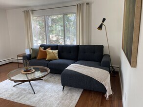 7945-282 82 Ave NW in Edmonton, AB - Building Photo - Building Photo