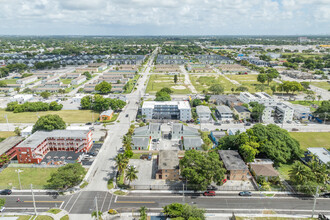 1281 NW 61st St in Miami, FL - Building Photo - Building Photo