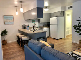 Salem Suites - Furnished, Cable & Wi-Fi Apartments