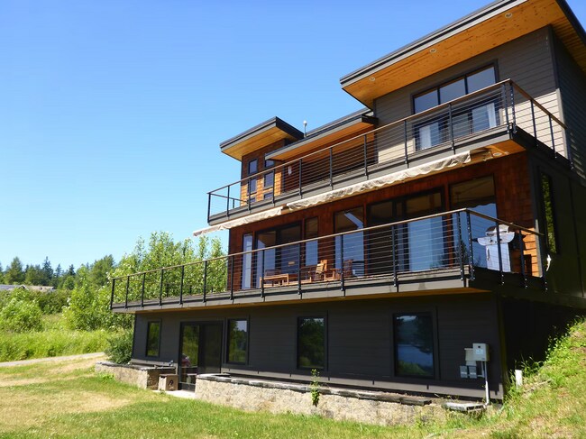 property at 2831 Lazer Ln