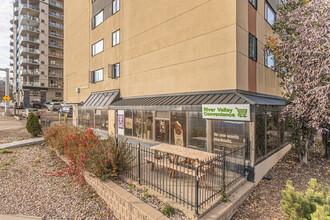 River Valley Condominiums in Edmonton, AB - Building Photo - Building Photo