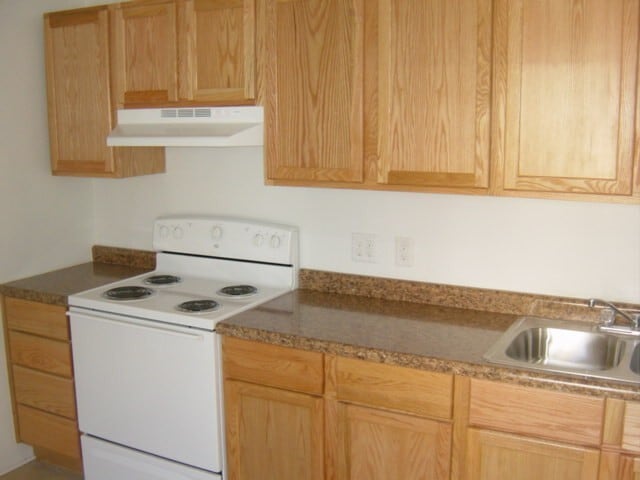 226 Piedmont Ave in Duluth, MN - Building Photo - Building Photo