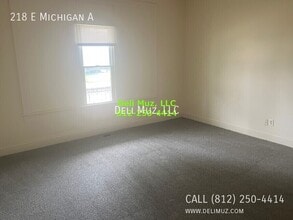 218 E Michigan St in Evansville, IN - Building Photo - Building Photo