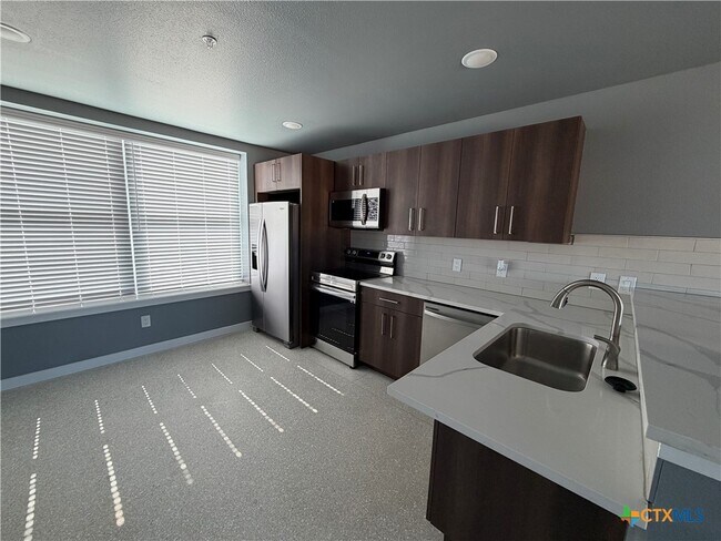 103 E Central Ave in Temple, TX - Building Photo - Building Photo