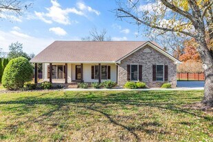 755 Regal Dr in Murfreesboro, TN - Building Photo
