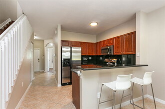 4408 Woodland Cir in Tamarac, FL - Building Photo - Building Photo