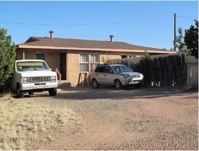 9 Wagon Wheel Ln in Santa Fe, NM - Building Photo - Building Photo