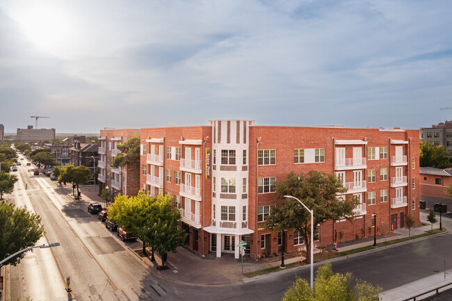 Highline on Magnolia in Fort Worth, TX - Building Photo - Building Photo