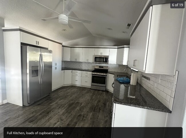 71 S Main St in Ivins, UT - Building Photo - Building Photo