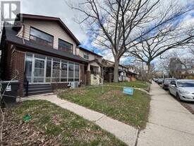 48 Keystone Ave in Toronto, ON - Building Photo