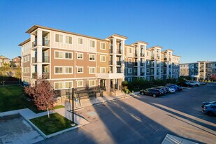 446 Sage Valley Dr NW in Calgary, AB - Building Photo