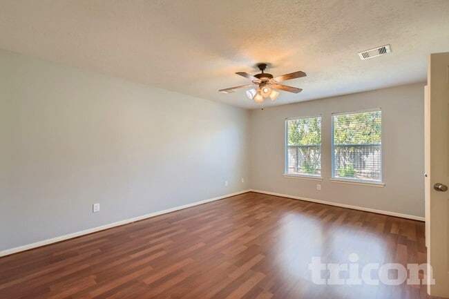 22211 Bridgestone Trails Dr in Spring, TX - Foto de edificio - Building Photo