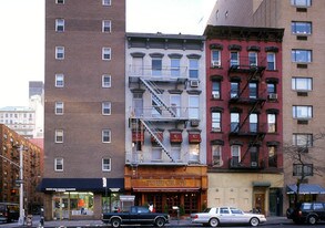 378 Third Ave in New York, NY - Building Photo