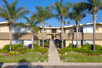 Tradewinds in Redondo Beach, CA - Building Photo - Building Photo