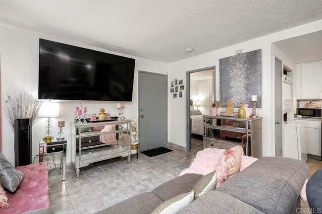 2015 Dairy Mart Rd in San Diego, CA - Building Photo - Building Photo