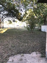 1801 Pecan St in Bastrop, TX - Building Photo - Building Photo