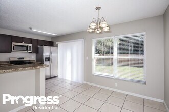 2485 Sagemont Dr in Brandon, FL - Building Photo - Building Photo