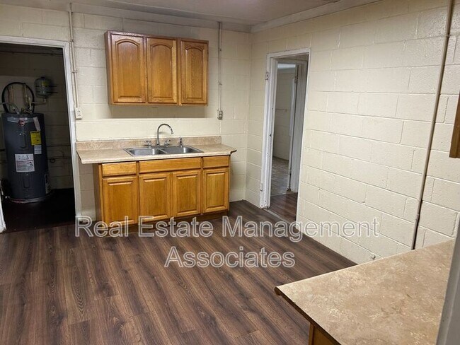 909 Cleveland St in Griffin, GA - Building Photo - Building Photo