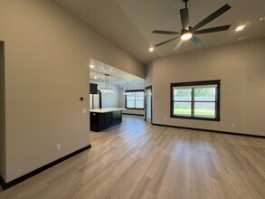 3204 SW Camden Dr in Bentonville, AR - Building Photo - Building Photo