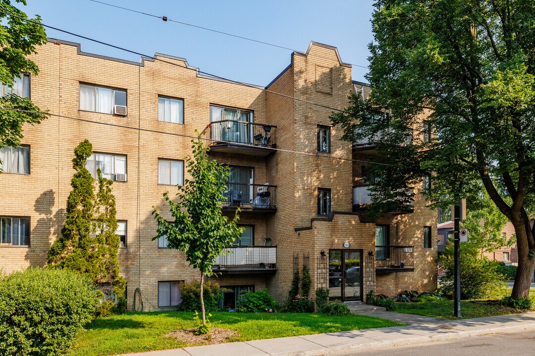5975 Bocage Rue in Montréal, QC - Building Photo